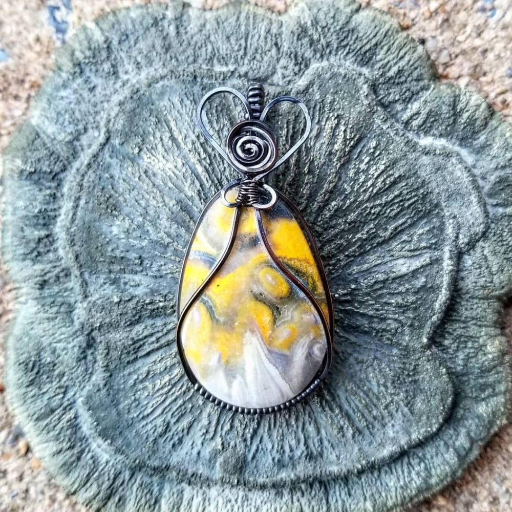 Bumble Bee Jasper Pendant ❤